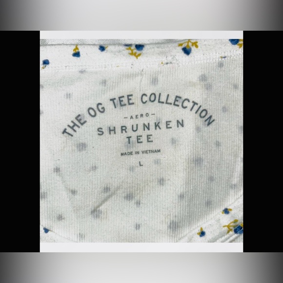 Aeropostale OG Shrunken Tee Short‎ Sleeve White Floral Ribbed Crop Womens Size L - Picture 2 of 3